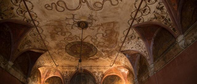 Carbognano 19 Il Castello - il soffitto affrescato di un salone
