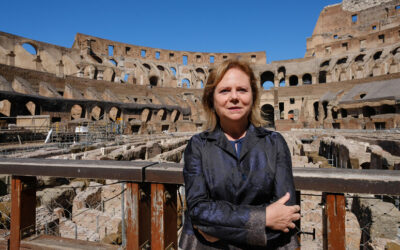 Roma, turisti come gladiatori. È polemica per l’accordo tra Airbnb e Colosseo