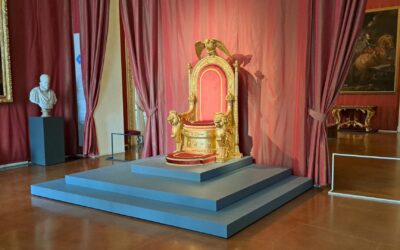 Scoperta sul Trono di Palazzo Reale: è sabaudo e non borbonico