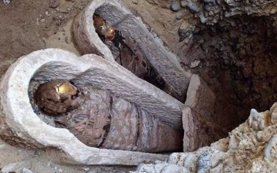 Egitto, ritrovato un papiro dell’Iliade in una tomba di epoca romana