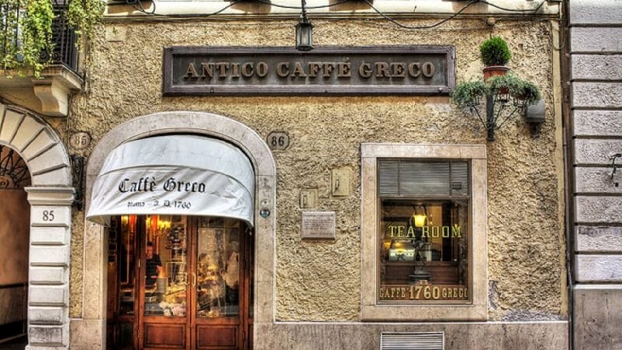 Il TAR dà ragione al Ministero della Cultura: i mobili dell'Antico Caffè di Via Condotti a Roma vanno vincolati. Gli arredi all'interno sono di “interesse particolarmente importante". 